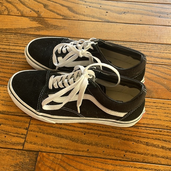 Black/white Vans. Size 7.  Worn just once, basically brand new! - Picture 3 of 3